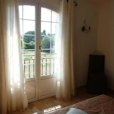 فندق مبيت وإفطار D'hotes 