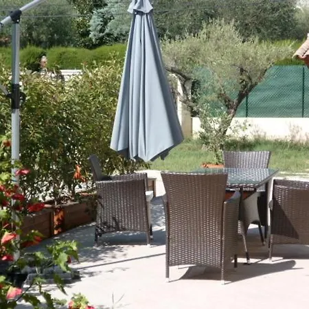 فندق مبيت وإفطار D'hotes 