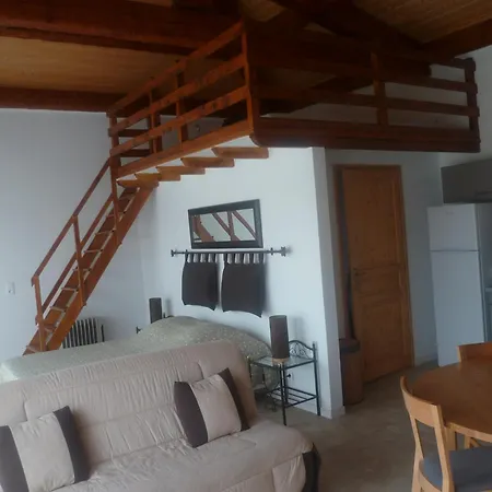 فندق مبيت وإفطار D'hotes 