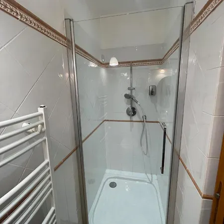 לינה וארוחת בוקר D'hotes 